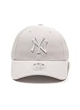 New Era New York Yankees League Essential White 9Forty Women Cap - One-Size