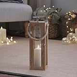 Lights4fun Salcombe Holz Laterne mit LED Kerze Batteriebetrieb Timer 34cm Holz Laterne mit Timer Braune Holz Laterne LED Holz Laterne Innen