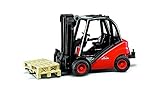 bruder 4306589 Other License Linde Gabelstapler H30d mit Anhängerkupplung und 2 Paletten, Rot, 290 x 92 x 220 mm