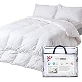 Homescapes Warme Bettdecke 135x200 cm, Winterdecke Wärmeklasse 4-5, Entenfedern- & Daunendecke mit 550 GSM Füllung, Steppdecke Winter, Oeko-TEX Standard 100