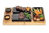 BEEFSTONE Heißer Stein Grill Steinplatte Modell DUE Hot Stone Steak Maker Lavasteine Grill Holzbrett Bambus, Lavastein Steak, Heisser Stein Raclette komplett Set mit 8 Teilen