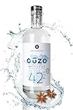 Deligreece Ouzo 42 | Seit 1892 traditionell hergestellter Ouzo aus Mytilene | 42% Uzo Destillat mit echten Aromen des Meeres | Handgemachter Ouzo aus Griechenland als Geschenk | 700ml Flasche