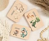 wolga-kreativ Personalisiertes Frühstücksbrettchen Kinder mit Dino Motiv – Dinosaurier, T-Rex, Stegosaurus & Brachiosaurus – Holzbrett mit Namen – Geschenk zur Taufe, Geburt, Geburtstag