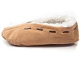 HomeOfSocks Leder Hausschuhe Herren und Damen | Obermaterial 100% Wildleder - Warme Mokassins Hüttenschuhe mit Fleece Innenfutter | Herren Puschen für Warme Füße Beige Gr. 39