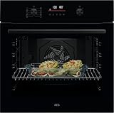 AEG Einbaubackofen, Serie 5 Ringheißluft: Gleichmäßige Garergebnisse auf 3 Ebenen, Pyrolyse Selbstreinigung, 45 Automatikprogramme, LED-Touchdisplay, Schnellaufheizung, Schwarz, TU5PB40WSK