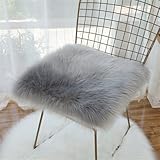 Stuhlkissen Kunstfell Quadratisch, Klein Quadratisch Sitzbezug Flauschiges Kissen, Sitzkissen Faux Lammfell Schaffell, Sitzauflage Quadratisch PlüSch für Wohnzimmer Schlafzimmer (Grau,70x70 cm)