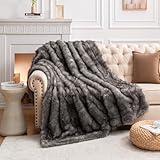 HOMFINE Luxuriöse Kunstfelldecke Felldecke Kunstfell - Kuscheldecke Flauschig Fellimitat Decke, Faux fur Blanket, Kuscheldecke Fell Flauschig für Couch Bett Tagesdecke, 130x150cm, Grau