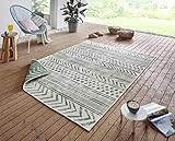 NORTHRUGS In- und Outdoor Teppich Biri 120x170cm - Wendeteppich Wetterfest Boho Style Vintage Design Läufer für Balkon Terrasse Garten Wintergarten Wohnzimmerteppich Wasserfest in Grün Creme