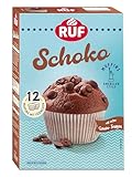 RUF Schoko-Muffins Backmischung, schokoladige American Style Muffins mit Schockoflocken, einfache Zubereitung, 12 Muffin-Förmchen inklusive
