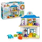 LEGO Duplo Erster Arztbesuch – Lernspielzeug für Mädchen und Jungen ab 2 Jahren – Montessori Spielzeug mit 4 Figuren, Arzt, Teddy, Erwachsener, Kinder und Gefühlskarten – Kinder Geschenk – 10449