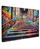 MuchoWow© Bilder Groß 120x80 cm XXL Wohnzimmer Deko Modern Wandbild Foto auf Leinwand Bild Schlafzimmer Room Decor Geschenke Banksy - Street Pop Art - Treppe - Graffiti - Farben - Kunst