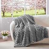 BEDELITE Kuscheldecke Flauschig Decke Klein - weiche Flanell Decken Grau 125x150 für Sofa, Deko Streifen Cord Fleecedecke als Sofaüberwurf für Wohnzimmer, Throw Blanket Wide Use